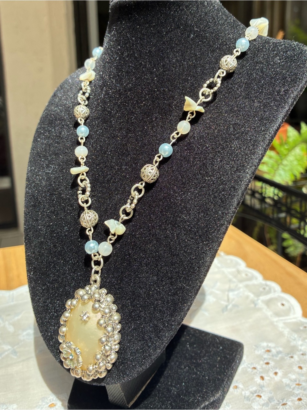 Plunder Design Estella Necklace Silver Vintage Style Pearl Oval Flower Pendant - Picture 2 of 6